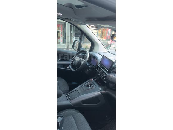 Sahibinden Opel Combo 1.5 CDTI Ultimate 2024 Model  27.000 km Gri