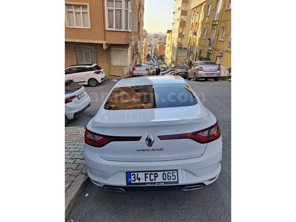 Sahibinden Renault Megane 1.3 TCe Joy 2022 Model