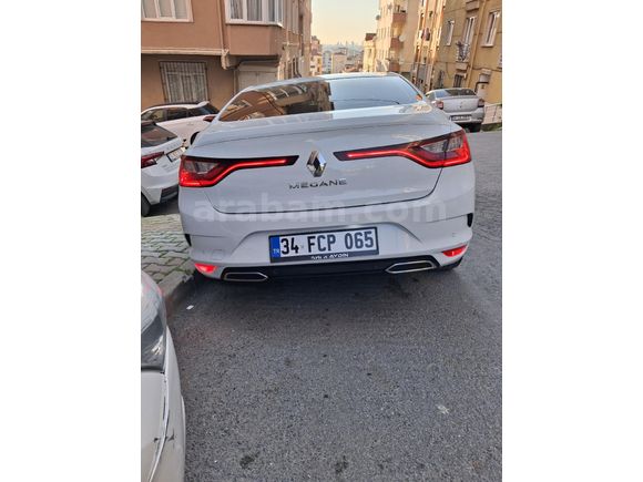 Sahibinden Renault Megane 1.3 TCe Joy 2022 Model