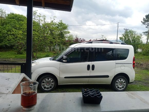 Sahibinden Fiat Doblo safeline  1.3 Multijet Easy 2014 Model  280.000 km Beyaz