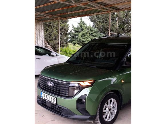 Galeriden Ford Tourneo Courier 1.5 TDCi Titanium 2024 Model Osmaniye