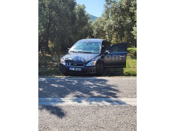 Sahibinden Ford Focus 1.6 Ghia 2007 Model