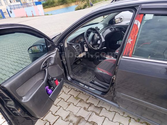 Sahibinden Ford Focus 1.6 Ambiente 2001 Model  269.000 km Siyah