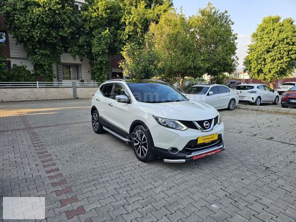 Nissan Qashqai 1.5 DCI Start&Stop Platinum Manuel - Cam Tavanlı