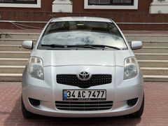 Galeriden Toyota Yaris 1.3 Terra 2007 Model Eskişehir 78.000 km Gri (Gümüş)