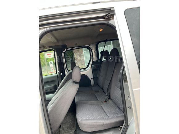Sahibinden Ford Tourneo Connect 1.8 TDCI K230L 2005 Model