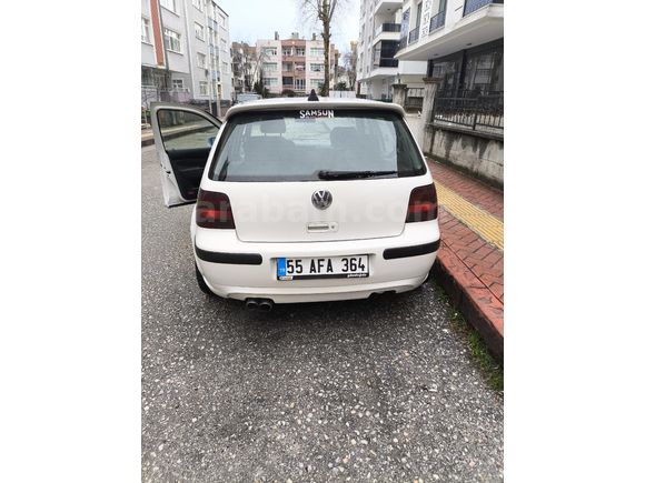 Sahibinden Volkswagen Golf 1.6 Comfortline 2001 Model  OTOMATİK vites 276.000 km Beyaz