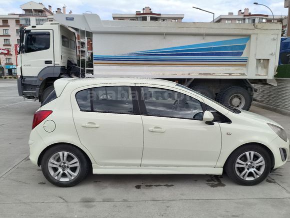 Sahibinden Opel Corsa 1.3 CDTI Enjoy 2011 Model