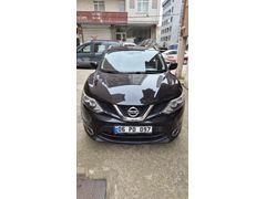 Sahibinden Nissan Qashqai 1.6 dCi Black Edition 2016 Model 110.000 km Siyah CAM TAVANLİ