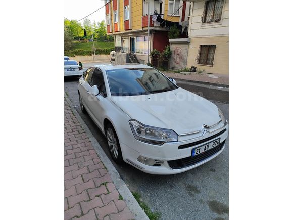 Sahibinden Citroen C5 1.6 HDi SX PK 2010 Model Van 246.000 km Beyaz