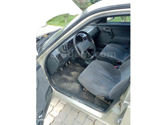Sahibinden Lada Vega 1.5 2004 Model  220.000 km Bej