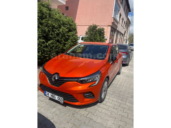 Sahibinden Renault Clio 1.0 TCe Touch 2023 Model 