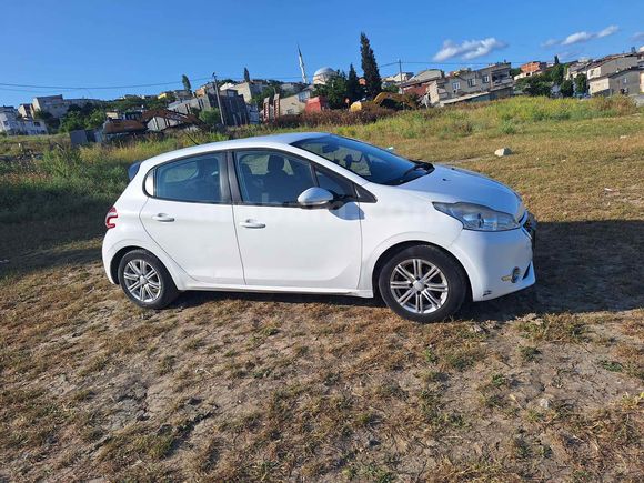 Sahibinden Peugeot 208 1.4 HDi Active 2013 Model 