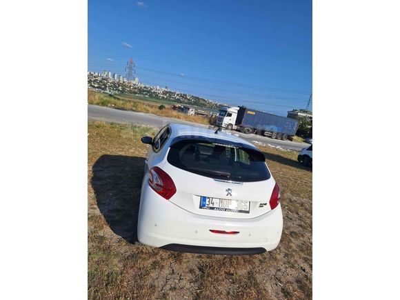 Sahibinden Peugeot 208 1.4 HDi Active 2013 Model 