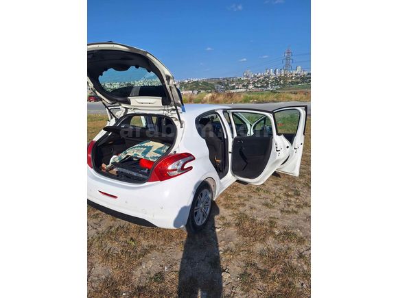 Sahibinden Peugeot 208 1.4 HDi Active 2013 Model 