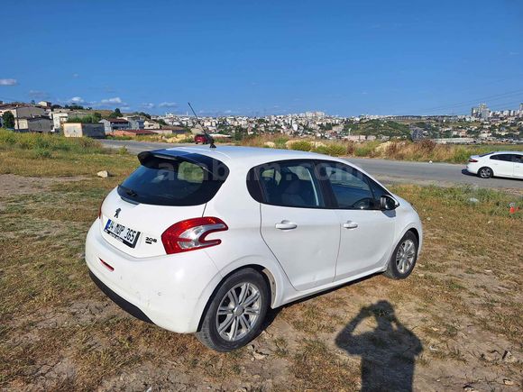 Sahibinden Peugeot 208 1.4 HDi Active 2013 Model 