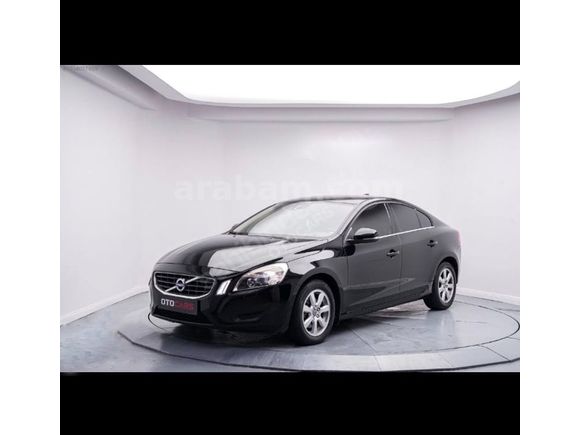 Hatasız boyasız değişensiz Volvo S60 1.6 T4 2012 Model  90.000 km Siyah