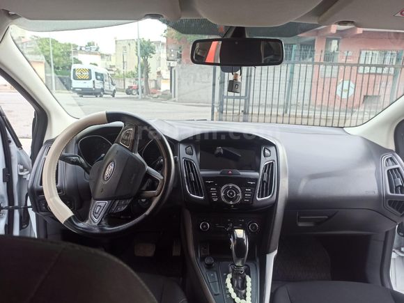 Sahibinden acillll Ford Focus 1.5 TDCi Style