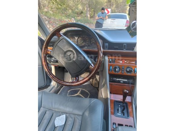 Sahibinden Mercedes - Benz E 200 1989 Model