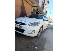 Sahibinden Hyundai Accent Blue 1.6 CRDI Mode 2011 Model