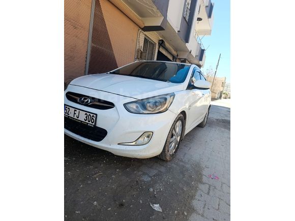 Sahibinden Hyundai Accent Blue 1.6 CRDI Mode 2011 Model