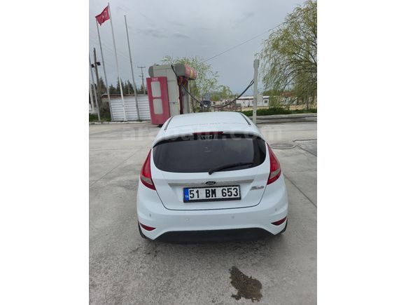 Sahibinden Ford Fiesta 1.4 Titanium 2011 Model