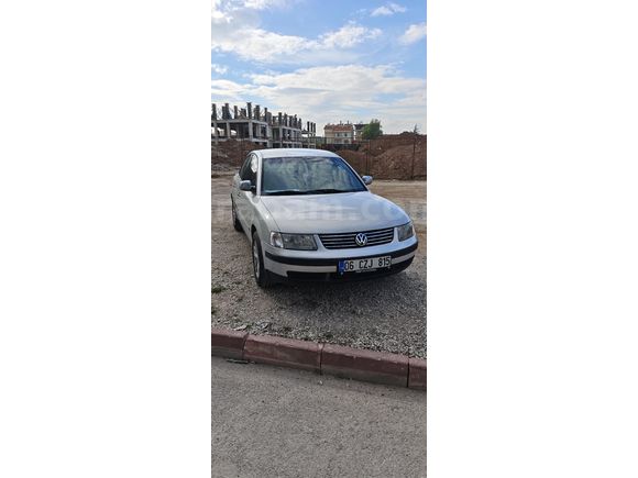 Sahibinden Volkswagen Passat 1.8 Comfortline 2000 Model