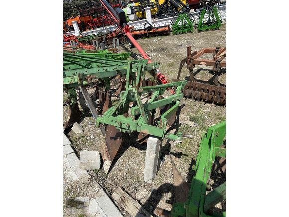 4 lü şakalak Turan Cengiz Tam ve yarı otomatik Pulluklar