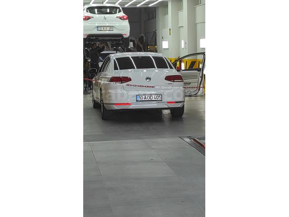 Sahibinden Volkswagen Passat 1.6 TDi BlueMotion Comfortline 2015 Model