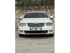 Sahibinden Skoda SuperB 1.6 TDI Comfort 2012 Model  225.000 km Beyaz