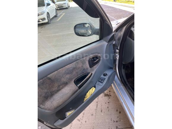 Sahibinden Renault Megane 1.9 DTi RTE 1999 Model 
