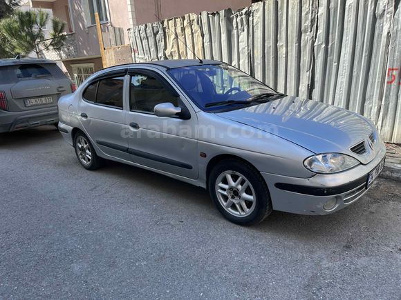 Sahibinden Renault Megane 1.9 DTi RTE 1999 Model 