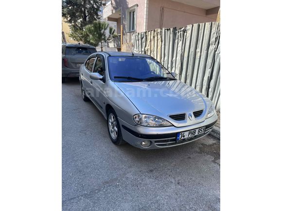 Sahibinden Renault Megane 1.9 DTi RTE 1999 Model 