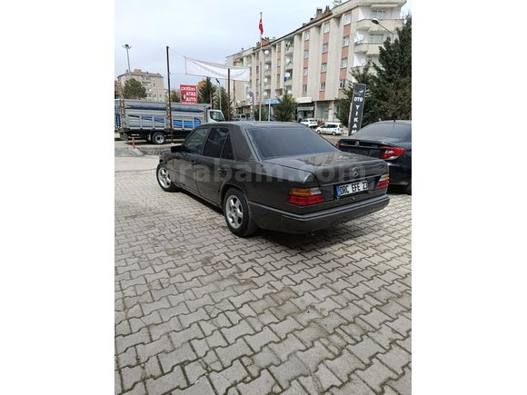 Galeriden Mercedes - Benz 300 E 1987 Model Elazığ