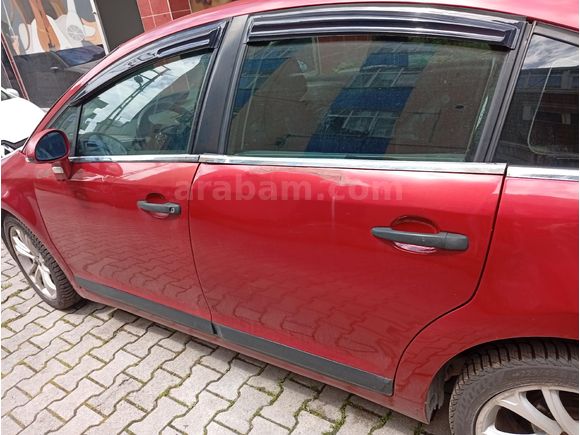 Sahibinden Citroen C4 1.4 SX 2006 Model  236.000 km Kırmızı