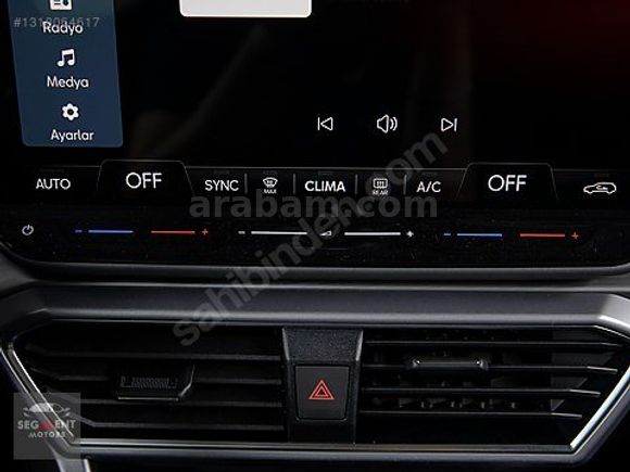 SEGMENT'den LEON/FR/PLUG-İN HYBRİD/204 BG./CAM TAVAN/FULLDONANIM