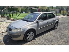 Sahibinden Renault Megane 1.6 Dynamique 2004 Model İstanbul 215.000 km Gri (Gümüş)