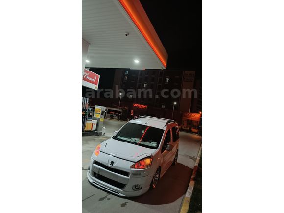 Sahibinden Peugeot Partner 1.6 HDI Active 2012 Model