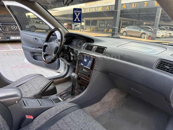 Galeriden Toyota Camry 3.0 GX 1998 Model Adana 350.000 km Beyaz