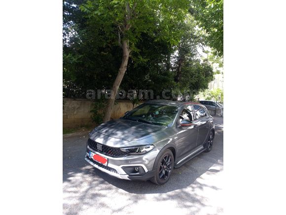 SIFIR AYARINDA HATCHBACK FIAT EGEA CROSS LIMITED TRACTION+ DİZEL OTOMATİK VİTES 2025 MODEL