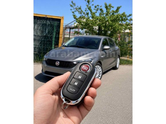 Sahibinden Temiz Araç  Düşük Km   Hatasız ayarında 