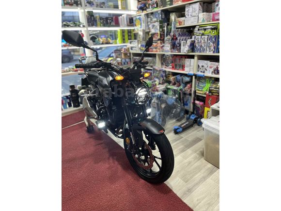 Mardin midyat  Honda CB 250 R 