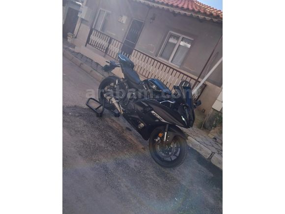 Sahibinden Yamaha R7