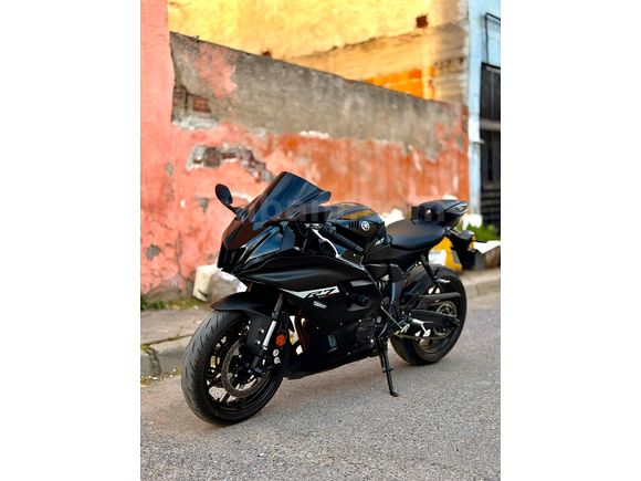 Sahibinden Yamaha R7