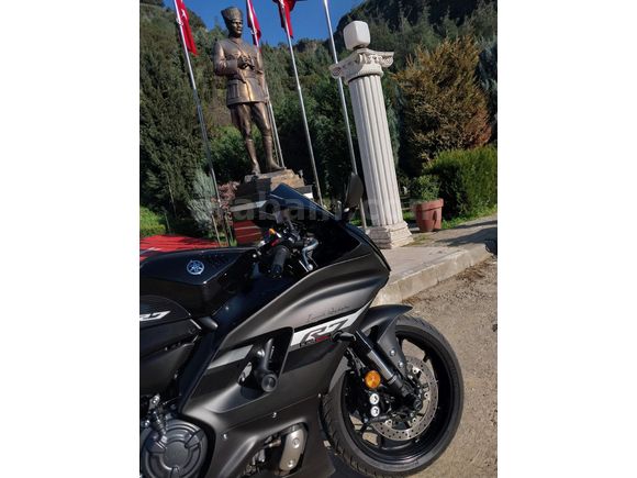 Sahibinden Yamaha R7