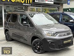 102.000KM'DE+1.5BLUEHDİ+E-TOOGLE+DİZEL+OTOMATİK+DEĞİŞENSİZ+URBAN