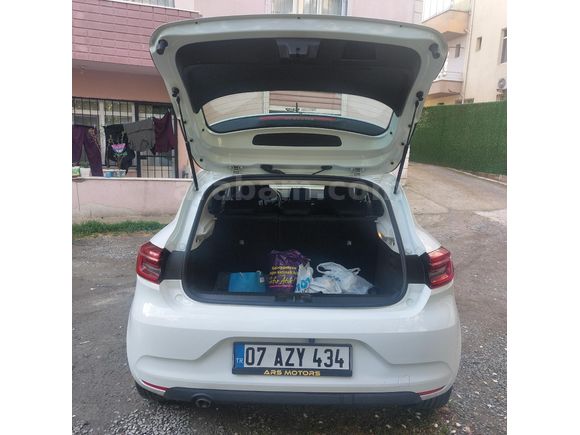 Sahibinden Renault Clio 1.0 SCe Joy 2022 Model