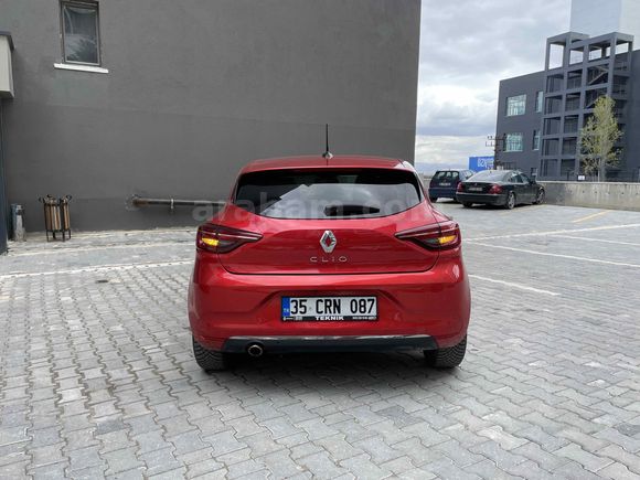 Sahibinden Renault Clio 1.0 TCe Icon  100 Bg 2020 Model Ankara 56000 km Alev Kırmızı