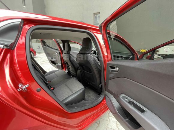 Sahibinden Renault Clio 1.0 TCe Icon  100 Bg 2020 Model Ankara 56000 km Alev Kırmızı