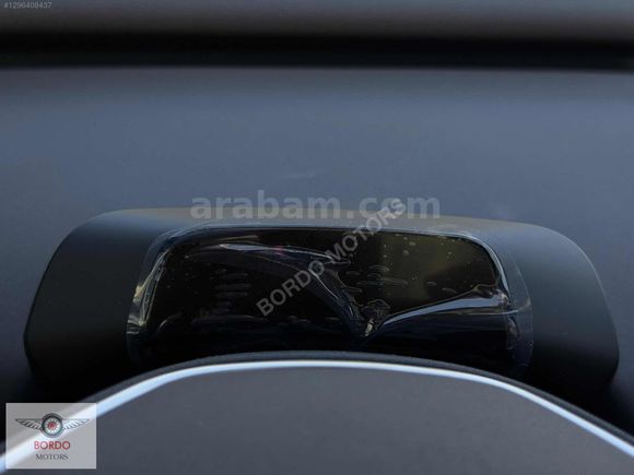 BORDO'DAN 2025 VOLVO EX30